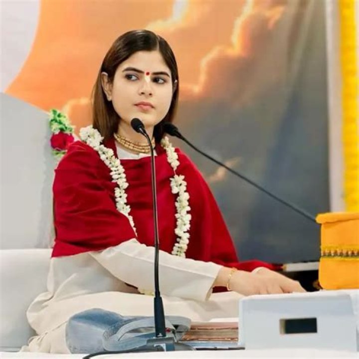 Devi Chitralekha Ji Height, Weight, Net Worth, Age, Birthday, Wikipedia, Who, Instagram, Biography