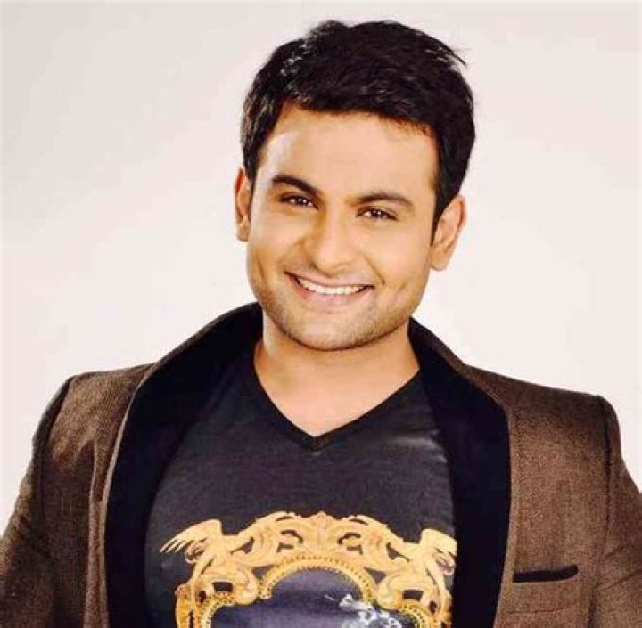 
Dhananjay Bhosale Height, Weight, Net Worth, Age, Birthday, Wikipedia, Who, Nationality, Biography 