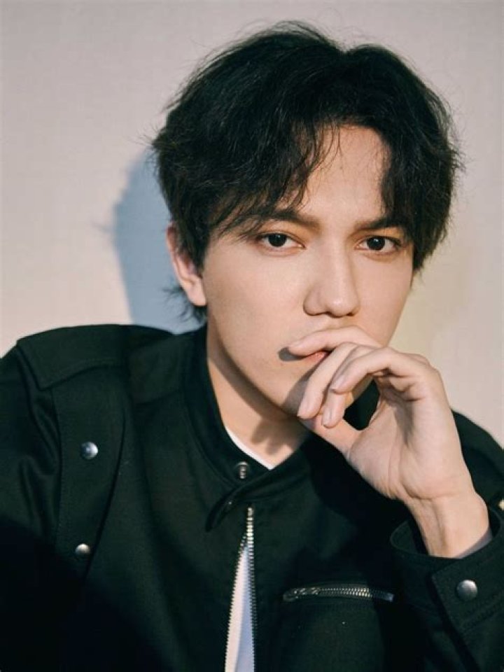 Dimash Kudaibergen Height, Weight, Net Worth, Age, Birthday, Wikipedia, Who, Nationality, Biography