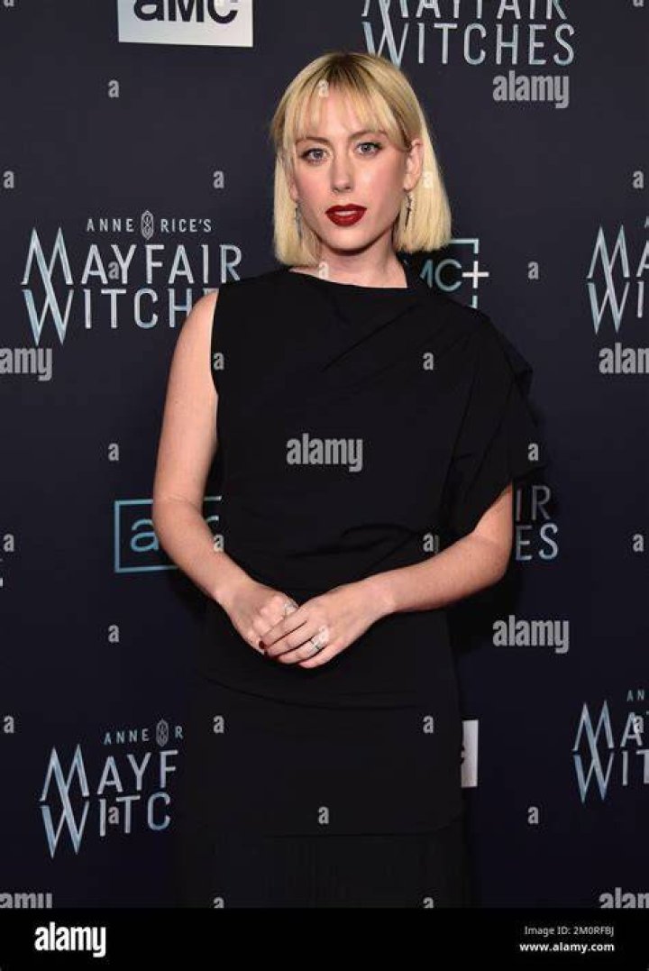 Does Hannah Alline Have Boyfriend? Mayfair Witches Cast Family And Net Worth