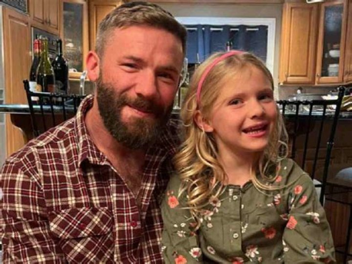 
Does Julian Edelman Have A Wife? All About His Girlfriend and Daughter 