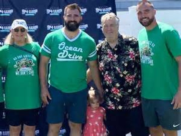 Donna Kelce and Ed Kelce: Travis Kelce Mom & Dad, Meet His Parents