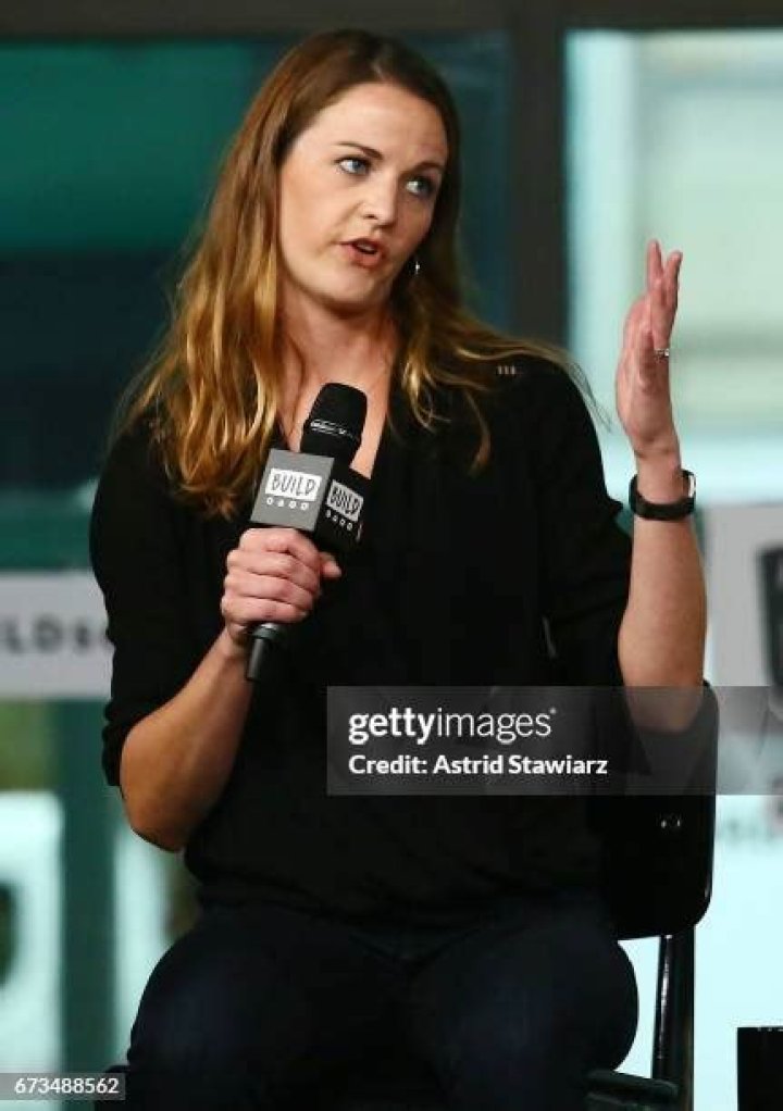 Dr. Kate Biberdorf Height, Weight, Net Worth, Age, Wiki, Who, Instagram, Biography
