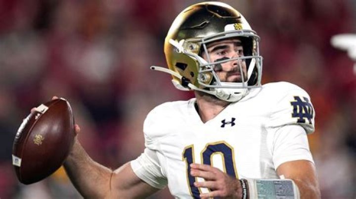 Drew Pyne Girlfriend Olivia Connor Is An Athlete And Author Studying At Notre Dame