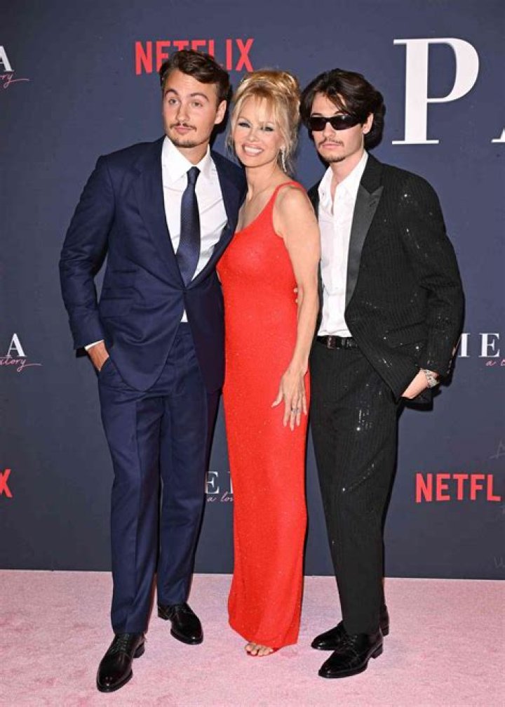 Dylan Jagger Lee Height, Weight, Net Worth, Age, Birthday, Wikipedia, Who, Instagram, Biography
