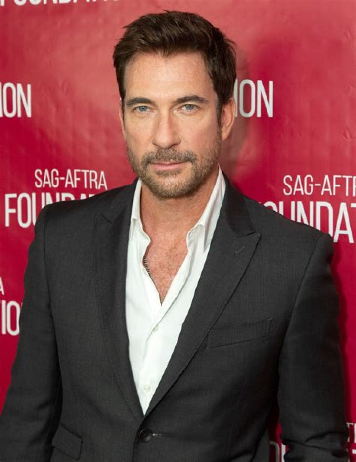 Dylan McDermott Height, Weight, Net Worth, Age, Birthday, Wikipedia, Who, Nationality, Biography