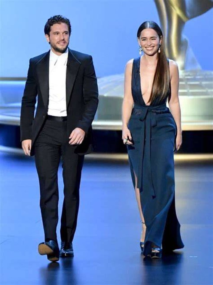 Emilia Clarke Height, Age, Boyfriend, Biography, Wiki, Net Worth