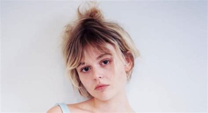 
Emily Alyn Height, Weight, Net Worth, Age, Birthday, Wikipedia, Who, Nationality, Biography 
