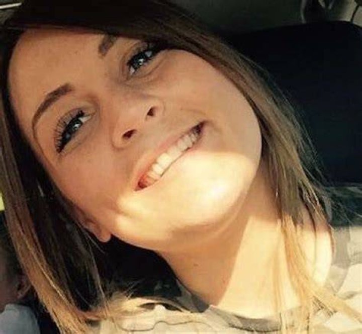 
Emma Jayne Magson Facts, Age, Birthday, Wikipedia, Who, Family, Biography 