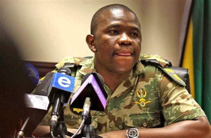 
Emma Mkhwanazi Age, Birthday, Wikipedia, Who, Nationality, Biography 