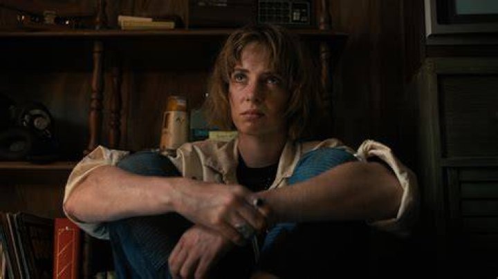 
Everything We Know About Maya Hawke From ‘Stranger Things’ 