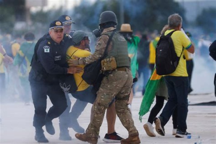 
Ex-Justice Minister of Brazil Arrested in Relation to January 8 Riots 