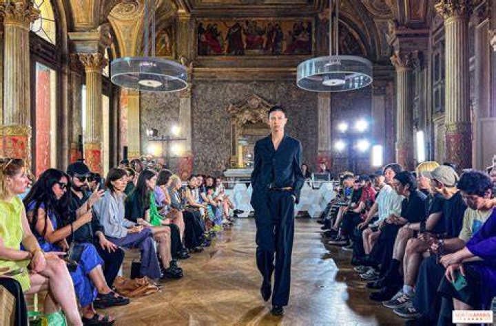 
“Fashion King”: Fans go wild as Jackson Wang attends Louis Vuitton’s Paris Fashion Week 