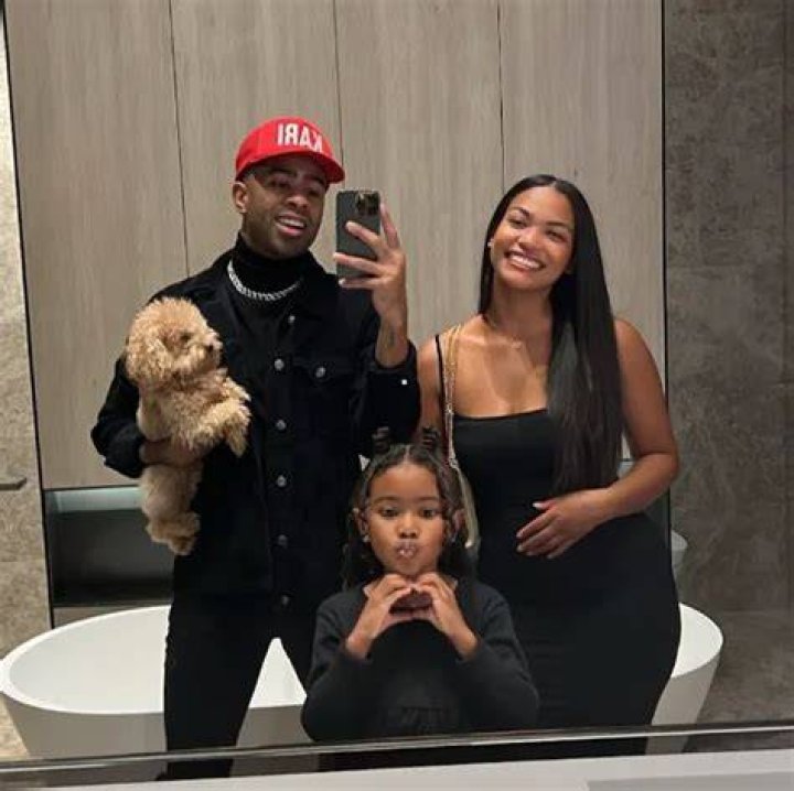 
Fat Boy Fredo Height, Weight, Net Worth, Age, Birthday, Wikipedia, Who, Nationality, Biography 