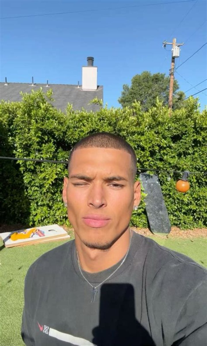 FaZe EwOk Height, Weight, Net Worth, Age, Birthday, Wikipedia, Who, Instagram, Biography