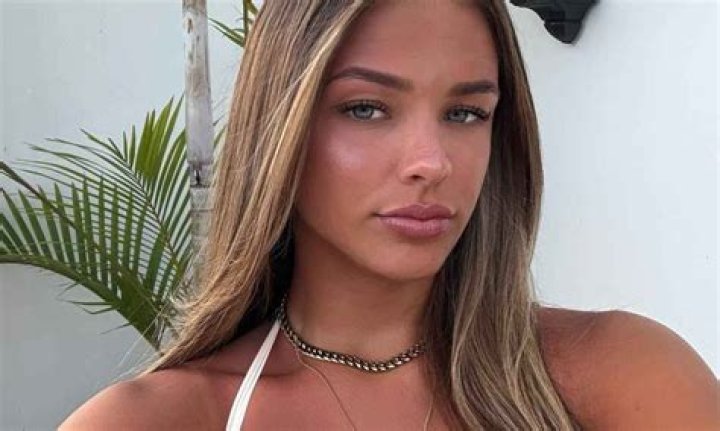 
Filip Zabielski Biography, Age, Girlfriend, Height, Net Worth 
