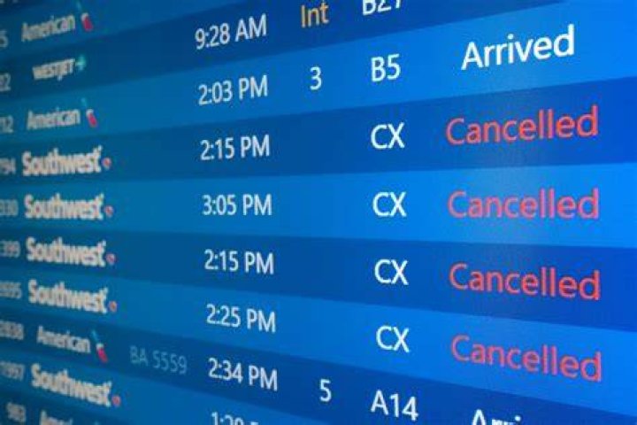 
Flights grounded, classes canceled as Florida prepares for Hurricane Ian 
