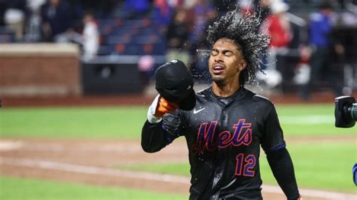 Francisco Lindor Height, Weight, Net Worth, Age, Birthday, Wikipedia, Who, Nationality, Biography