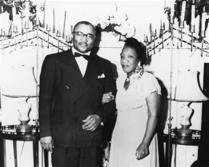 
Frank Martin | Parents | Frank Sr And Erica Martin 