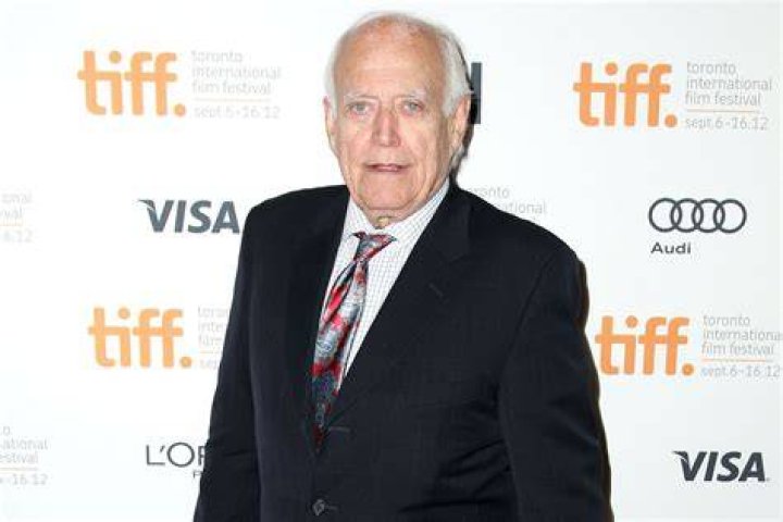 George R. Robertson Height, Weight, Net Worth, Age, Birthday, Wikipedia, Who, Instagram, Biography
