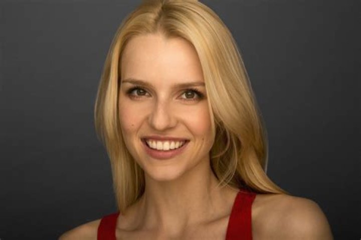 
Gia Crovatin Height, Weight, Net Worth, Age, Birthday, Wikipedia, Who, Nationality, Biography 