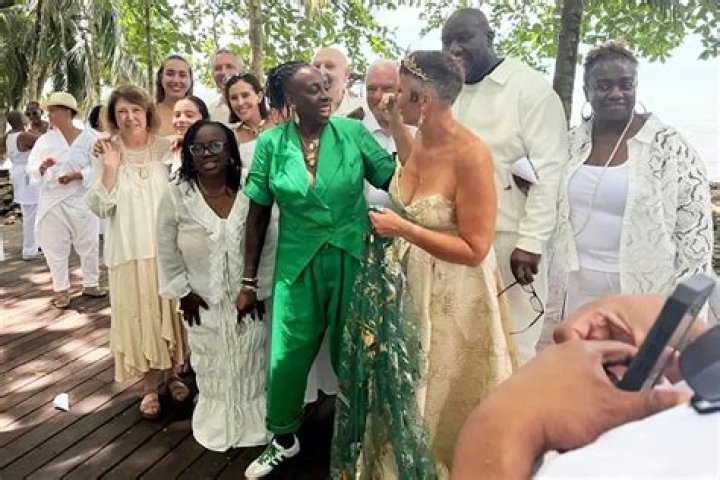 Gina Yashere Wife – Is She Married To Nina Rose Fischer? Age & Net Worth