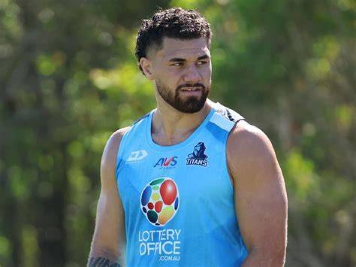 
Gold Coast Titans Jojo Fifita Has Inspiration From Father and Brother As He Begins In NRL Journey 