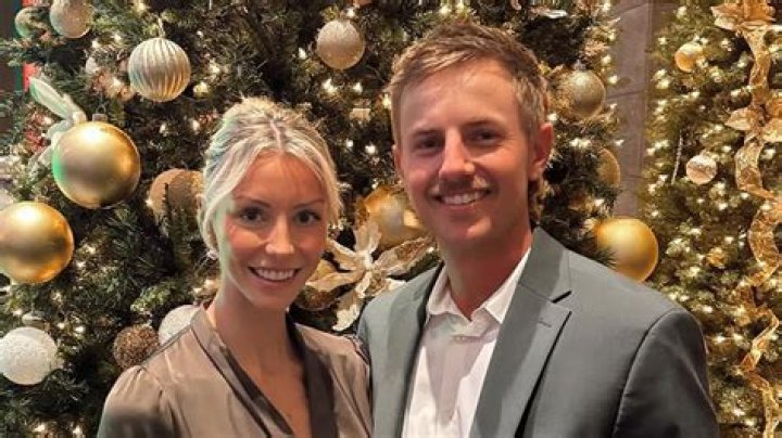 
Greg Knapp Wife Charlotte Knapp Age, Birthday, Wikipedia, Who, Nationality, Biography 
