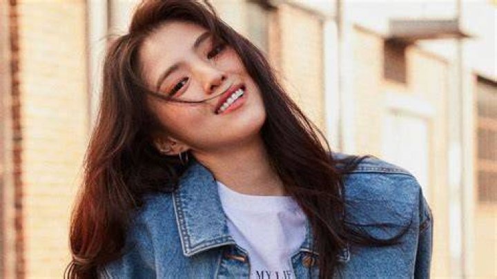 Han So-hee Is Set To Be Featured As A Main Lead In Upcoming Movie “Heavy Snow”
