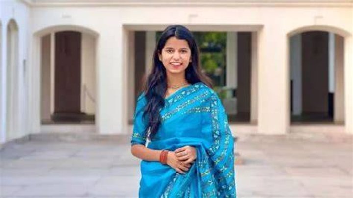 
Hira Diamond Thakur Height, Weight, Net Worth, Age, Birthday, Wikipedia, Who, Instagram, Biography 