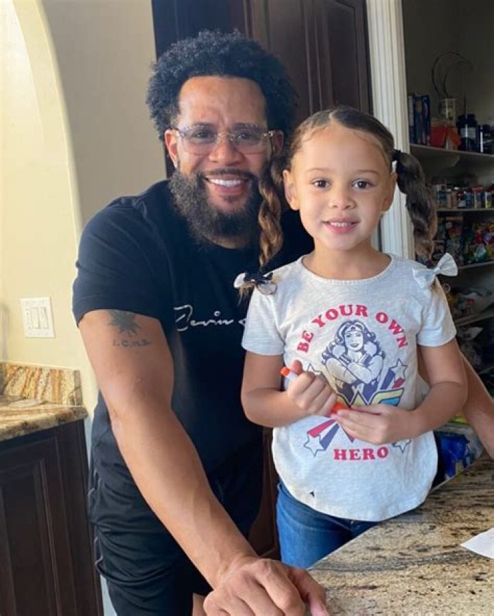 
How Old Is April Clay? Meet Bill Haney Wife And Family – Is She Still Married To Devin Haney Father? 