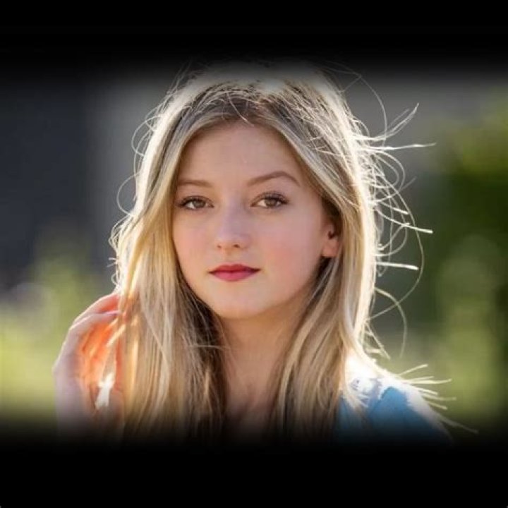 
How Old Is Emily Dobson? 