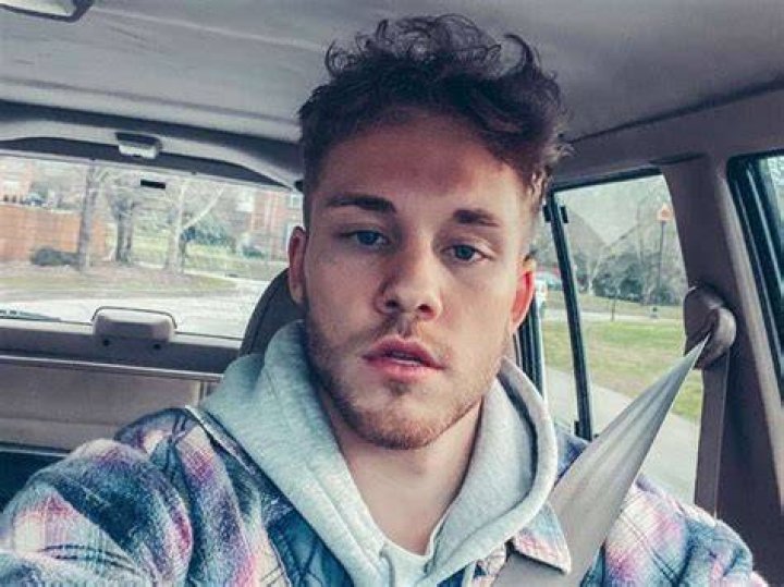 Hunter Metts Height, Weight, Net Worth, Age, Birthday, Wikipedia, Who, Instagram, Biography