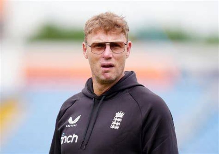 
Is Andrew Flintoff Gay? Age, Height, Net Worth 