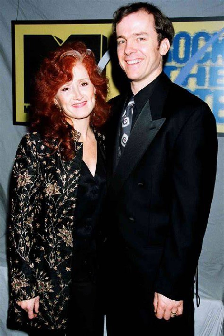 Is Bonnie Raitt Married? Her Bio, Age, Husband and Net worth