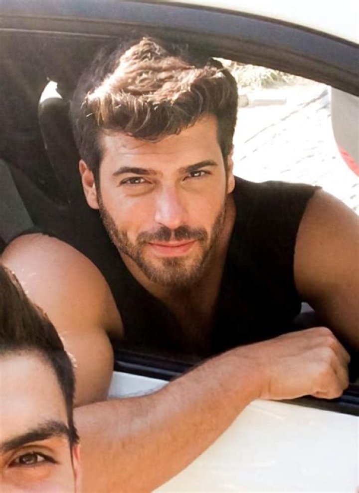 Is Can Yaman Married to Wife? Or Dating a Girlfriend.