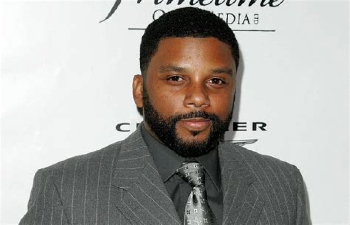 
Is Carl Payne Gay? Know More About His Life! 