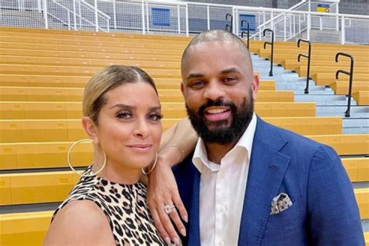 Is Crista Luedtke Married? Details To Know About Her Husband And Net Worth