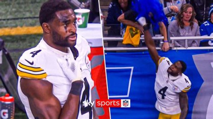 
Is DK Metcalf Arrested? Everything We Know About The Football WR 