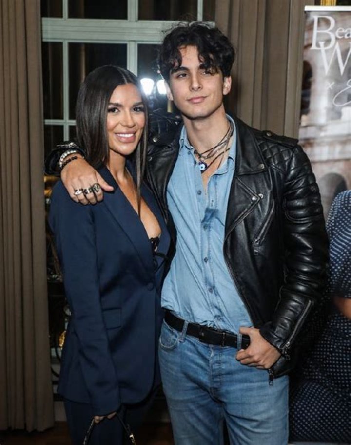 
Is Ekin Su Brother Arda Culculoglu Joining The Villa? Turkish Family Charm In Love Island 