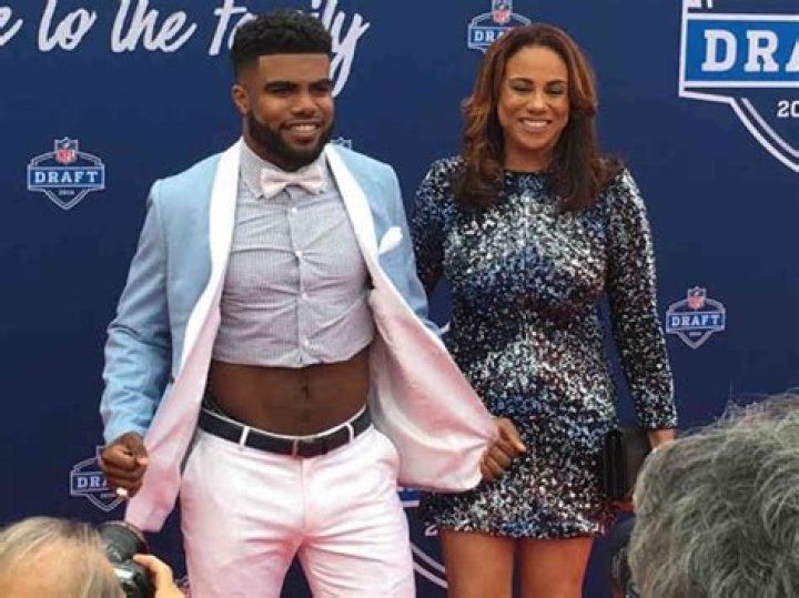 Is Ezekiel Elliott Married? Ezekiel Elliott Wife, Girlfriend, Age, Biography, Parents, Height, And More