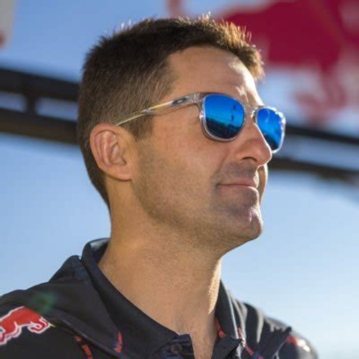 
Is Jamie Whincup Wife Samantha Pollock? Everything To Know About The Couple 