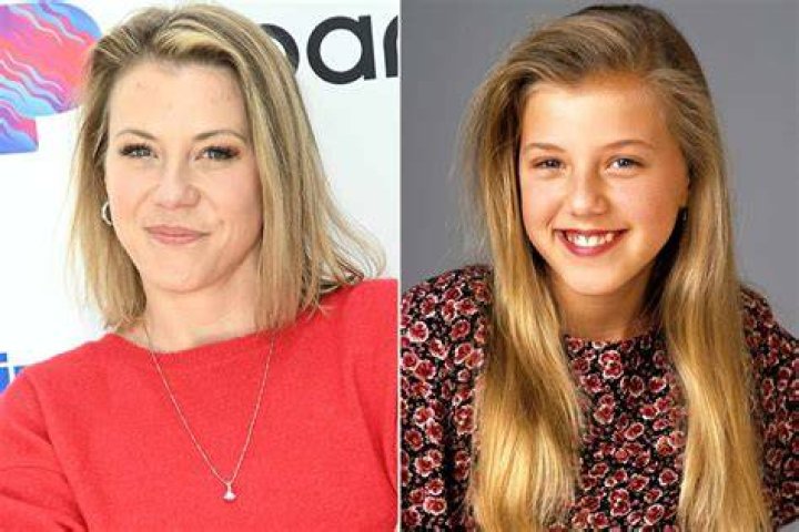 
Is Jodie Sweetin Gay? Age, Height, Net Worth 