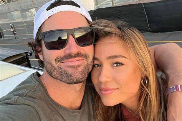 
Is Liam Broady Still Dating Girlfriend Eden Silva? Gay Rumors Explored 
