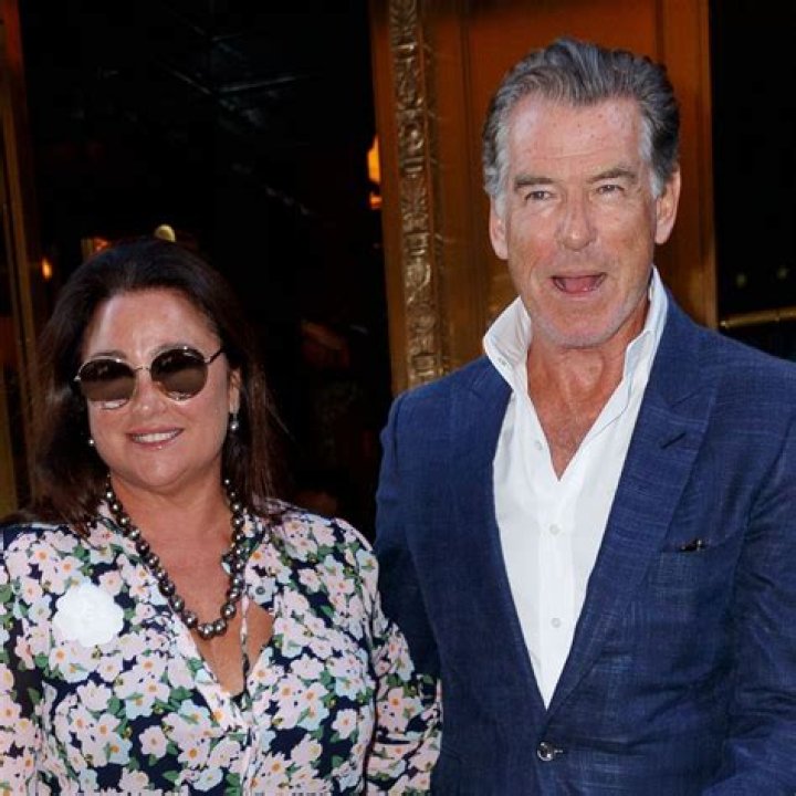 Is Pierce Brosnan Married? Who Is Pierce Brosnan Wife? Pierce Brosnan Height, Wife & Family, Biography