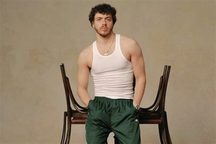 
Jack Harlow Reveals What He Finds Most ‘Sexy’ in a Woman — and Thinks It’s a ‘Magnetic Pull’ 