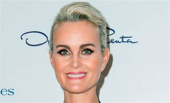 
Jade Hallyday Height, Weight, Net Worth, Age, Birthday, Wikipedia, Who, Nationality, Biography 