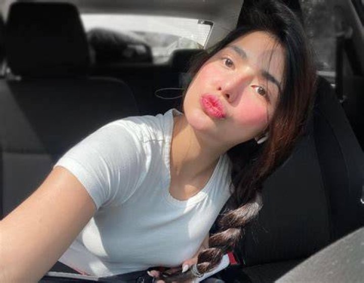 
Jane De Leon Height, Weight, Net Worth, Age, Birthday, Wikipedia, Who, Nationality, Biography 