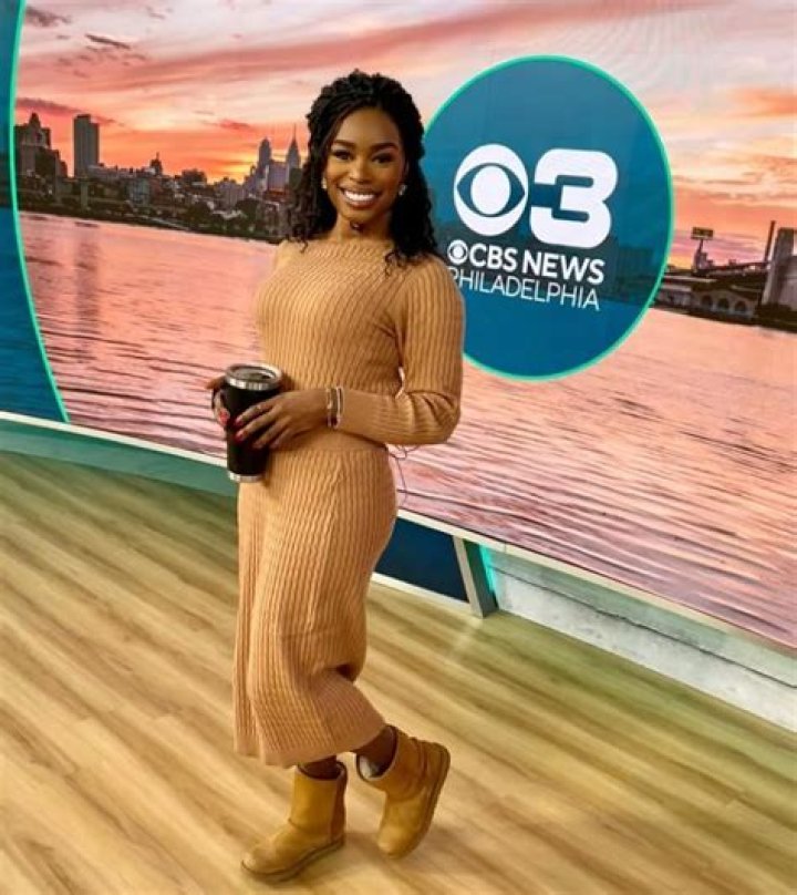 Janelle Burrell Height, Weight, Net Worth, Age, Birthday, Wikipedia, Who, Nationality, Biography
