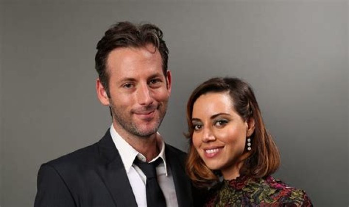 
Jeff Baena’s Net Worth, Age. Who is Aubrey Plaza’s husband? 